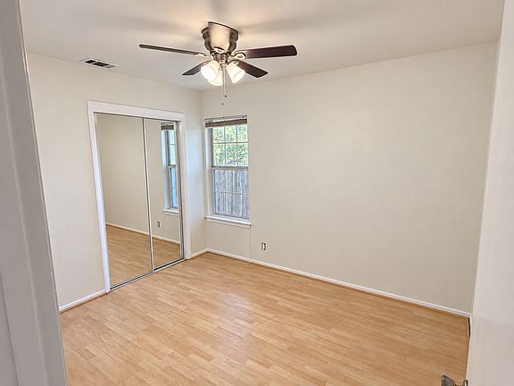 3rd image of 2501 Parker Ln #B