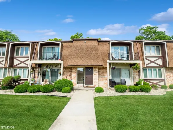 12720 Carriage Ln Unit H2, Crestwood, IL 60418