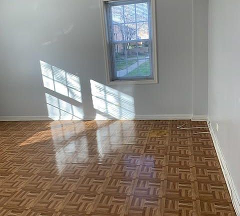 2nd image of 206 N George Mason Dr