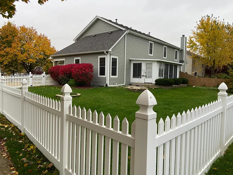 514 Heritage Dr — Photo 2