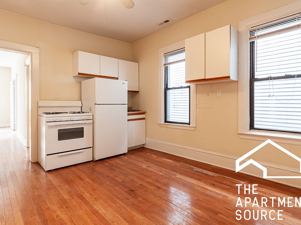 1st image of 2252 N Southport Ave #2
