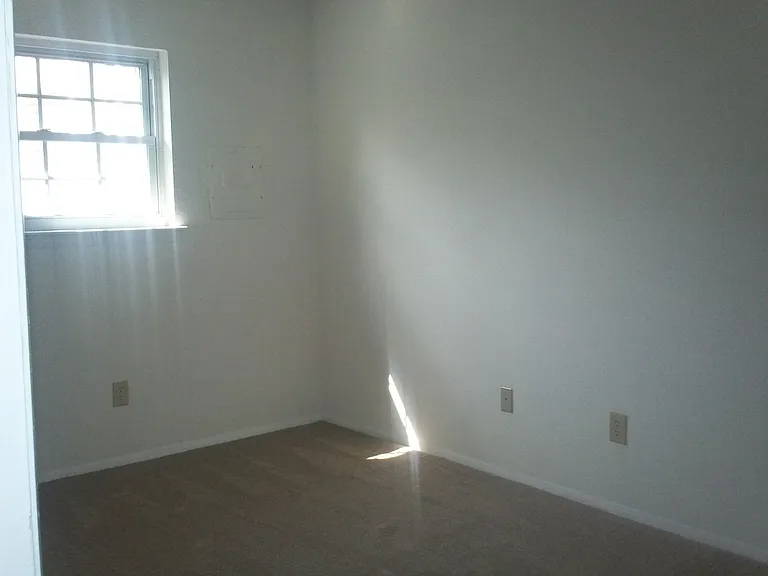 913 Leisure Sq #201 — Photo 8
