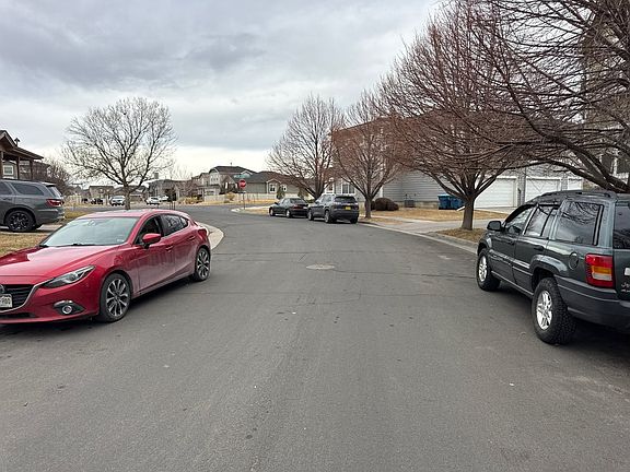 4th image of 9665 E 105th Ave