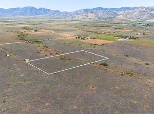 E Treasure Rd #B, Pearce, AZ 85625