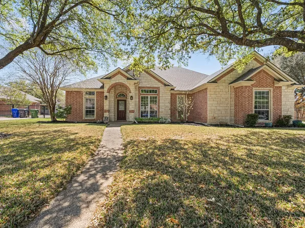 202 Daybreak Way, Mc Gregor, TX 76657