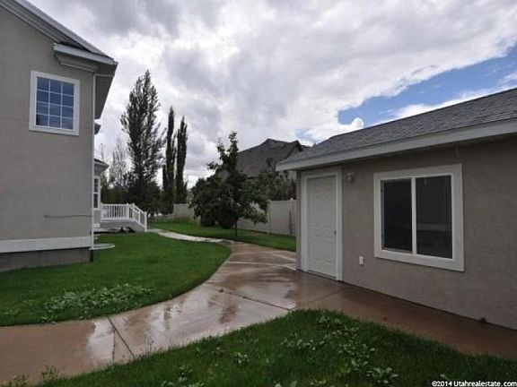 3rd image of 12908 S Picket Fence Ln