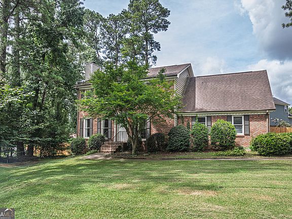 2nd image of 3170 Pine Cove Ct SW