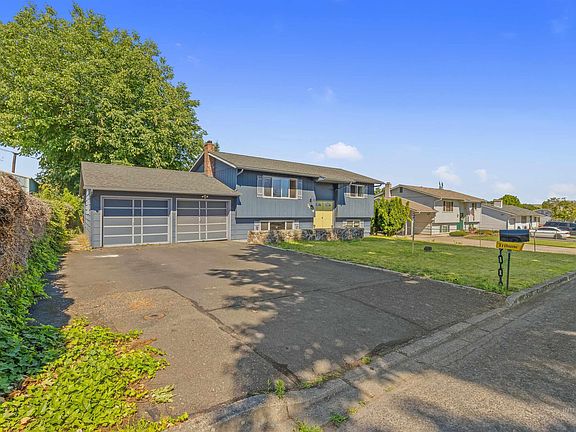 2nd image of 3634 18th St #C