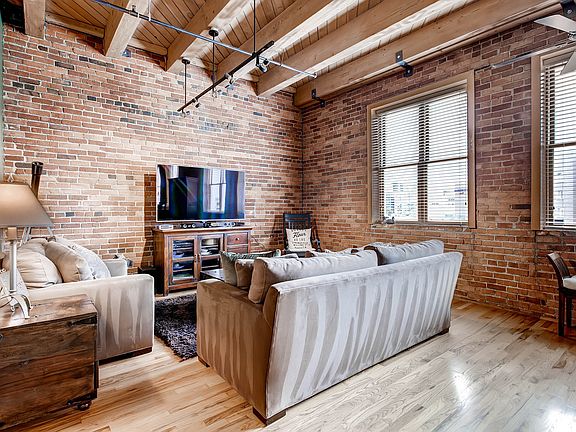 4th image of 1127 Auraria Pkwy Unit 401