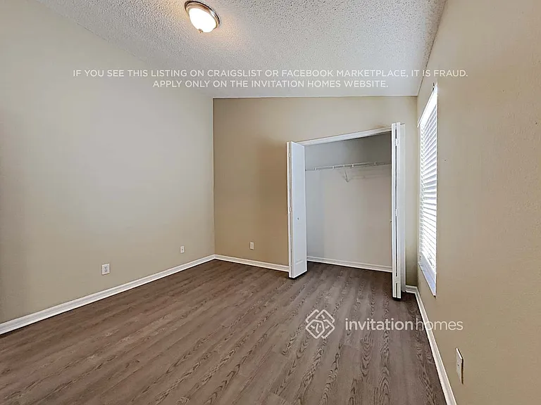 2920 Pebble Creek St — Photo 10