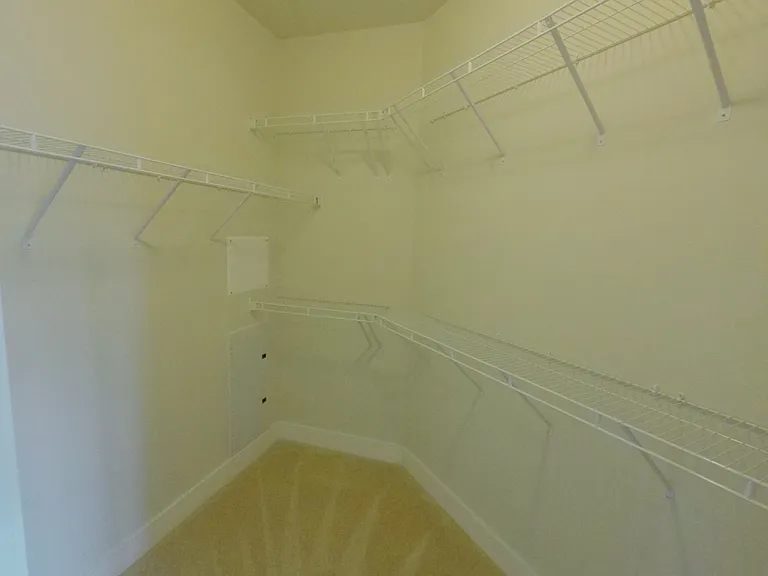 9523 Bastille St #401 — Photo 10