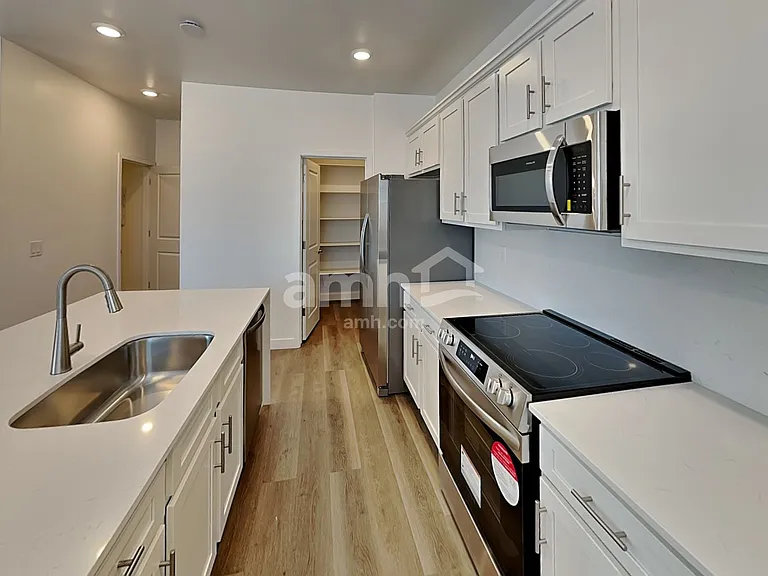 12260 W Misty Draw Ln — Photo 3