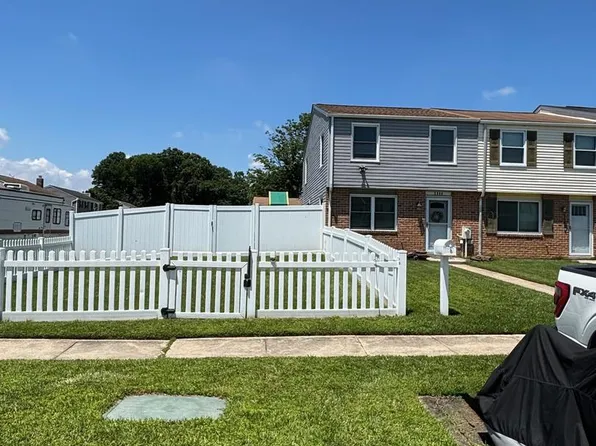 3900 Misty View Rd, Middle River, MD 21220