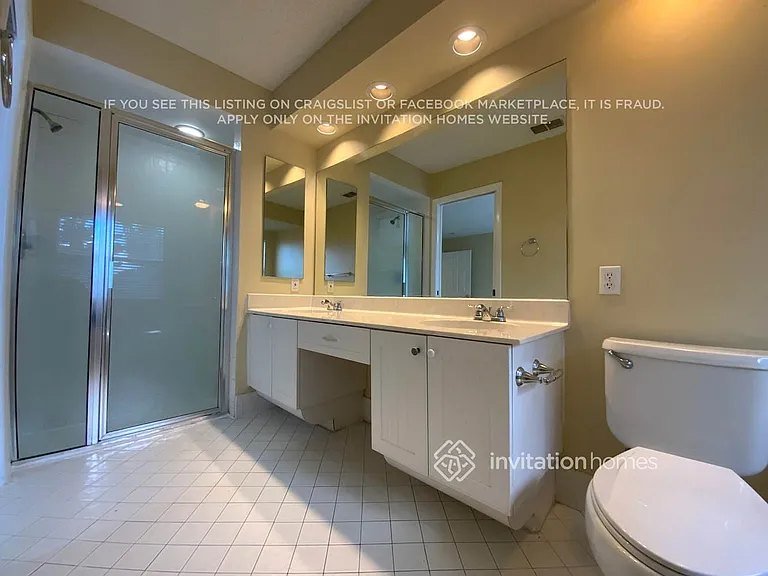 9648 Tavernier Dr — Photo 13