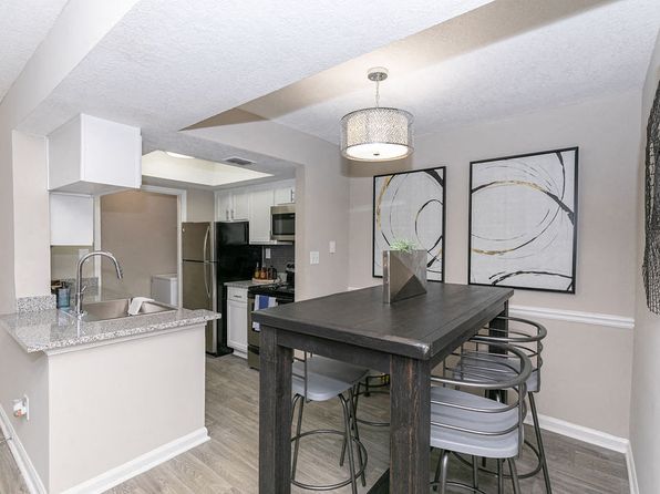 2035 Peachtree Rd NE #3049