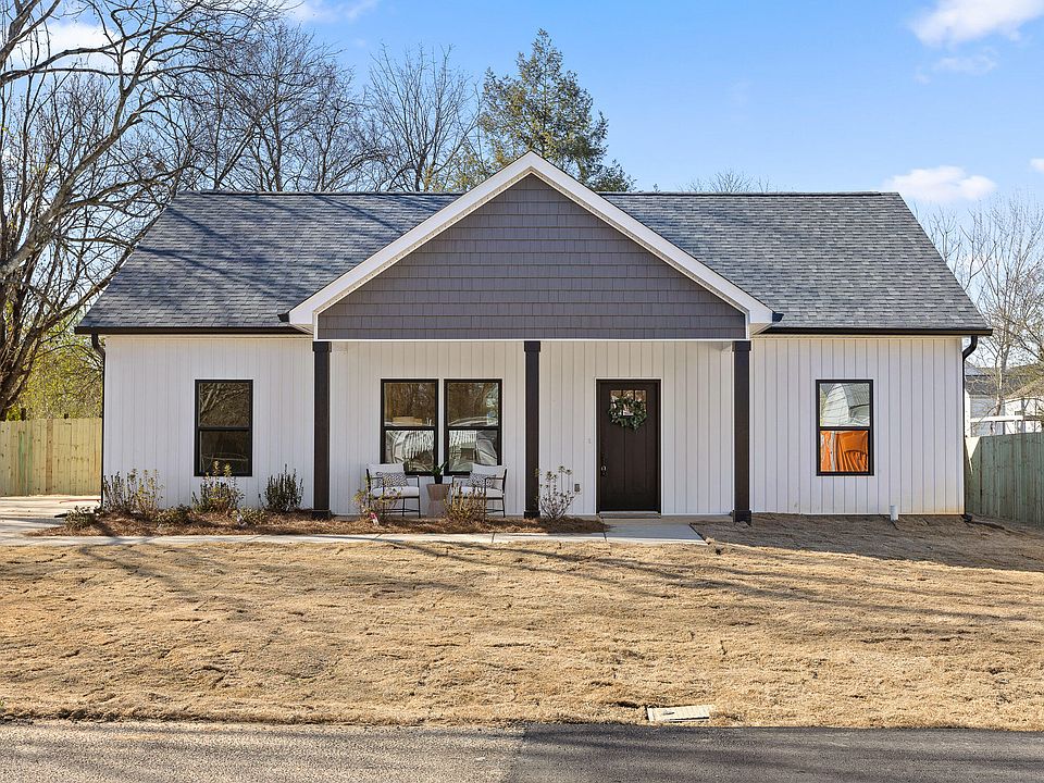 1st image of 365 Woodvale Ave