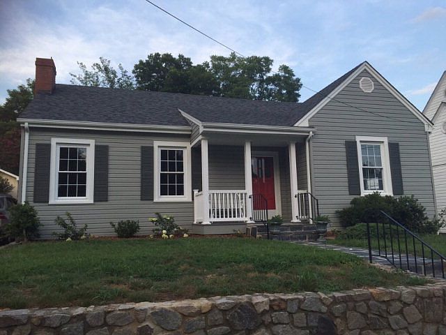 1st image of 209 Stratford Pl