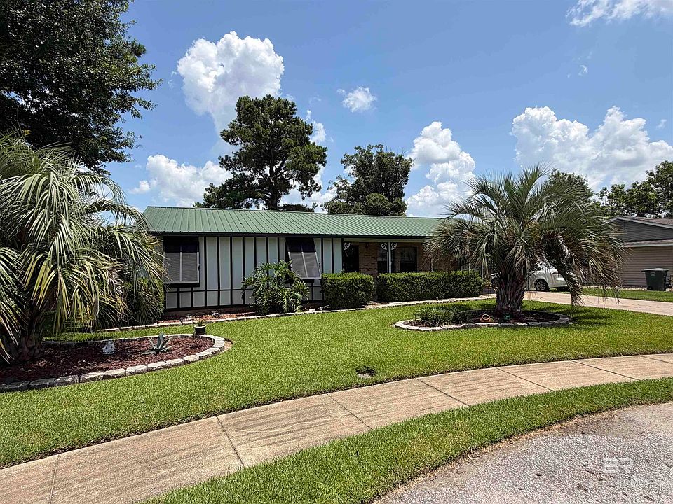 1st image of 512 Jeraldean Ct