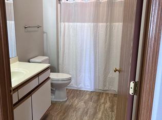 4525 1st Ave SW UNIT 4, Cedar Rapids, IA 52404