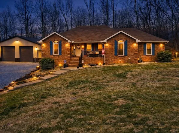 1251 Smith Thompson Rd, Bethpage, TN 37022