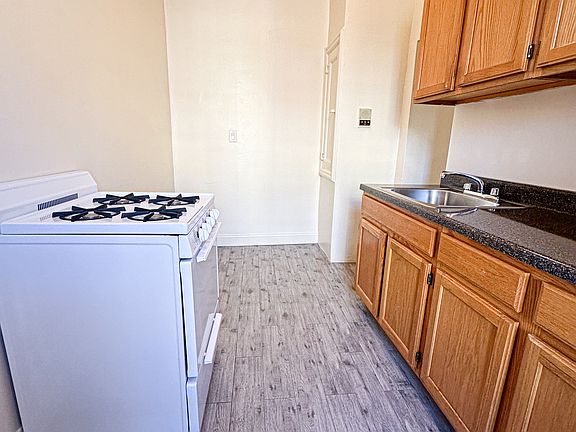 4th image of 8260 116th St