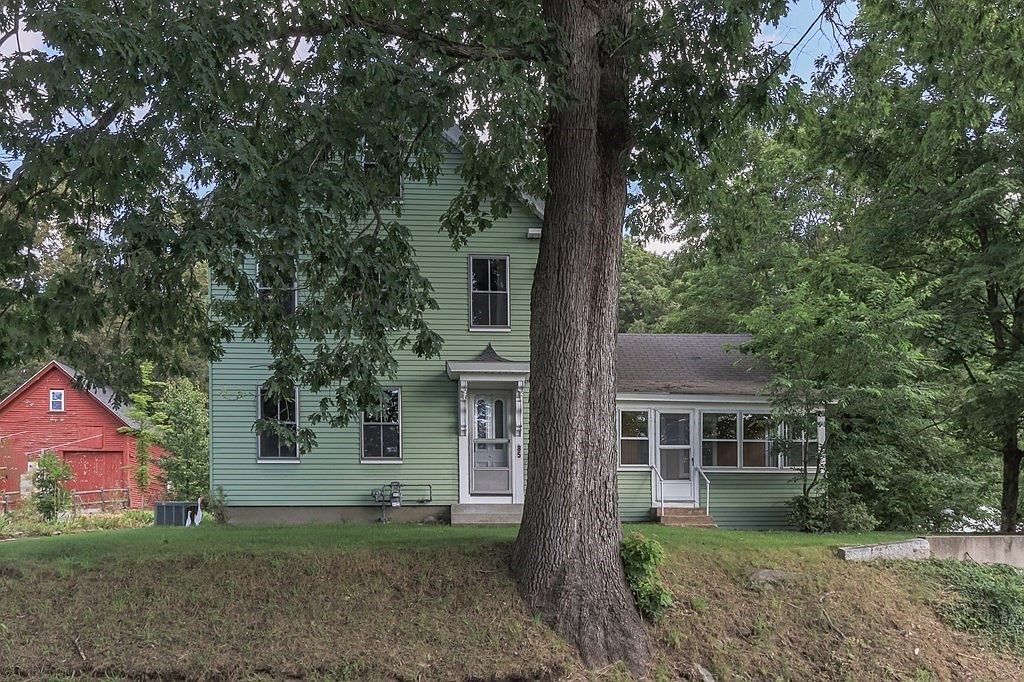 85 W Main St, Groton, MA 01450 Zillow