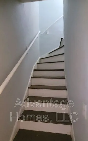 105 Brooklyn Ave — Photo 10