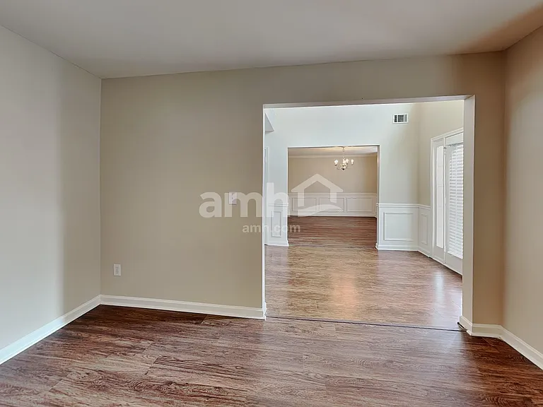 4354 Defoors Farm Trl — Photo 9