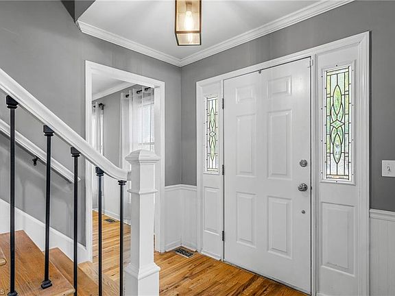 2nd image of 217 Travis Ln