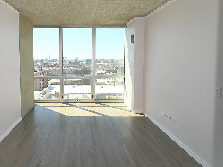 1845 S Michigan Ave #1402 — Photo 8