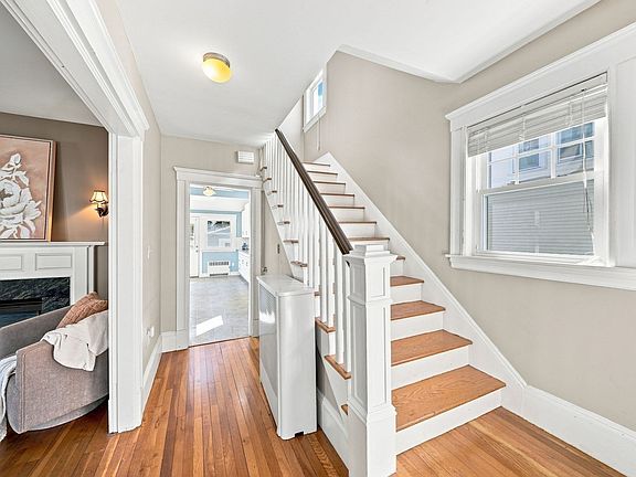 3rd image of 54 Emerson St