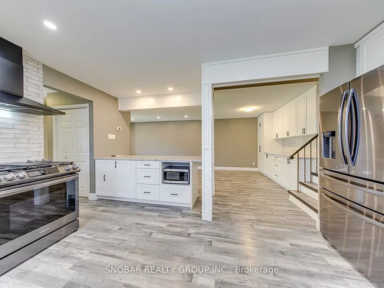 547 Conway Ct — Photo 12