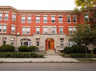 7 Verndale St #2, Brookline, MA 02446