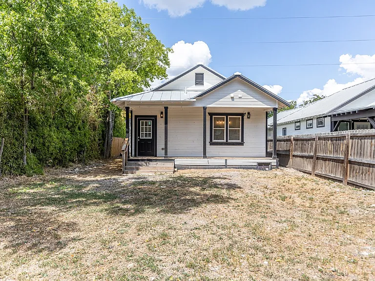 1010 Burnet St — Photo 38