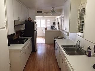 4th image of 2336 Glencoe Ave