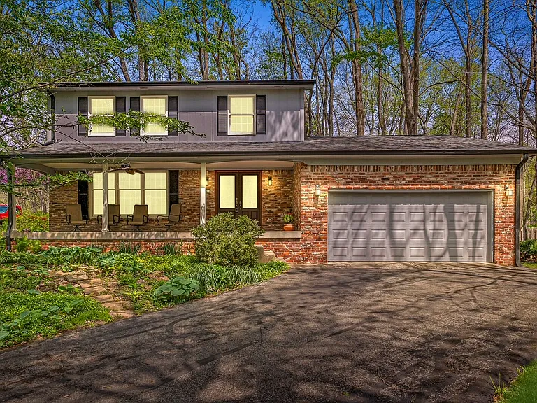 365 Beechwood Dr — Photo 3