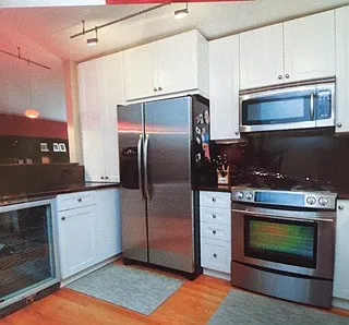 1450 N Astor St APT 3D photo 1