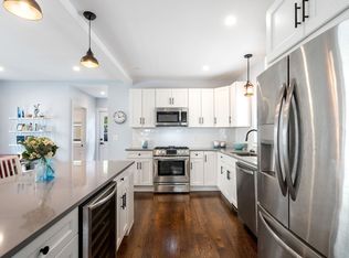 18 Harding Ter, Dedham, MA 02026