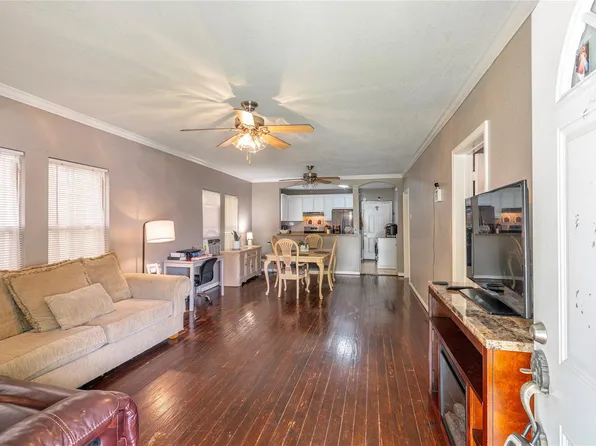 909 Virginia St, South Houston, TX 77587