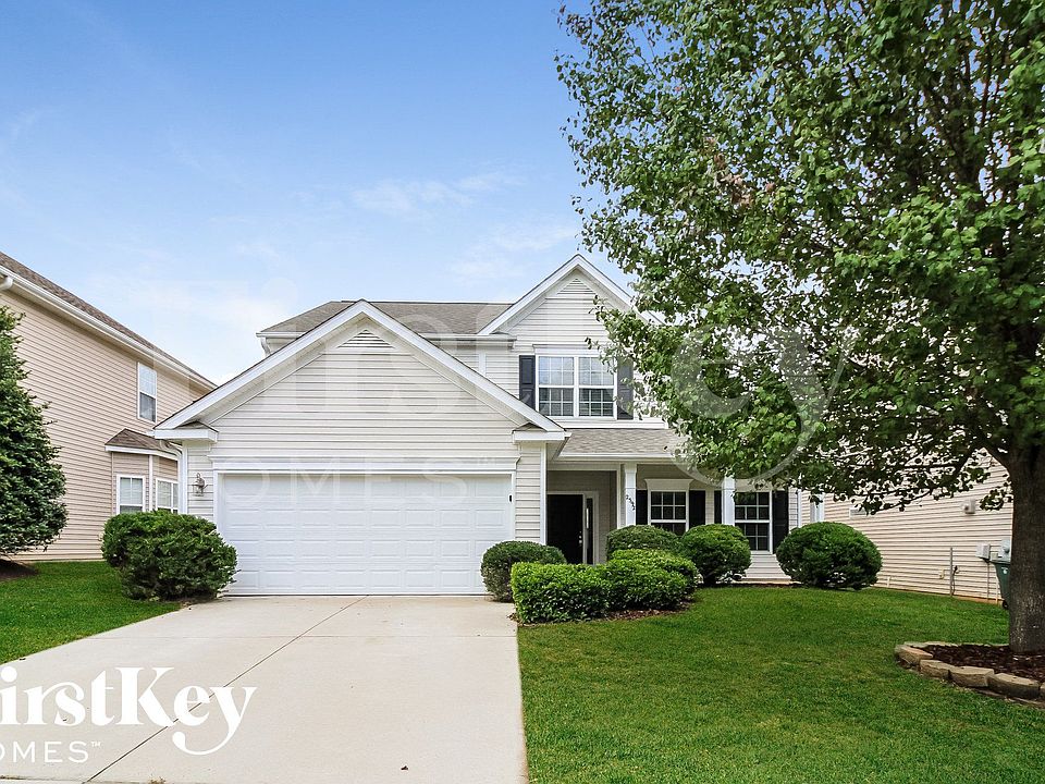 1st image of 2592 Viola Ct
