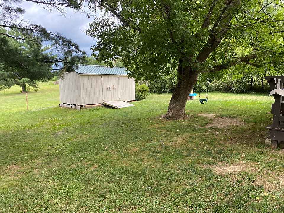 1st image of 12 Harper Dr