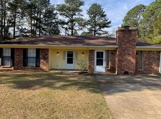 218 Sharon Hills Dr, Jackson, MS 39212