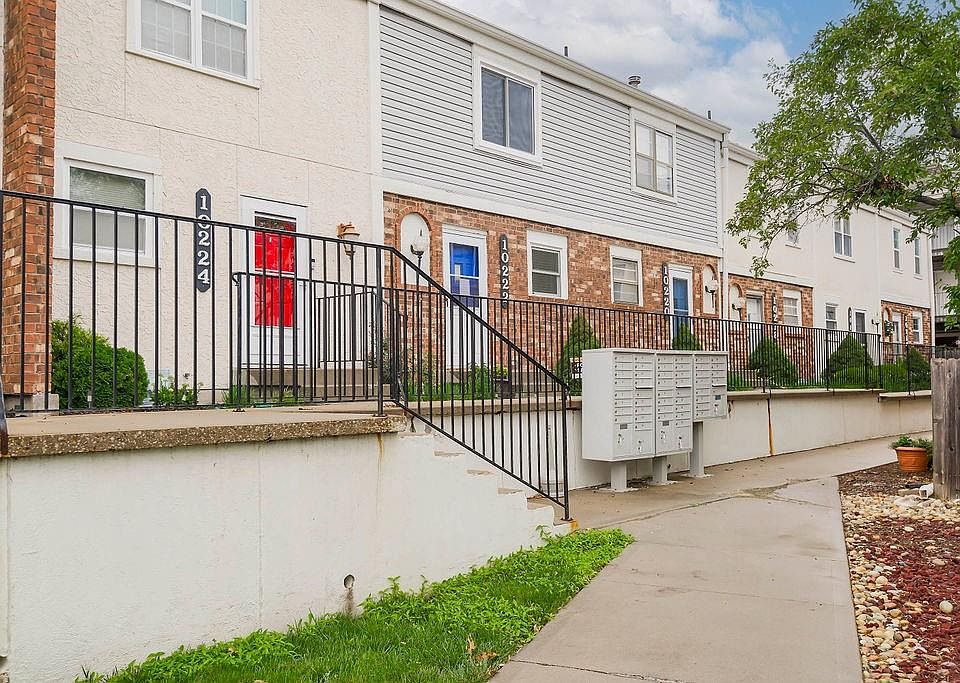 10222 W 96th St, Overland Park, KS 66212 Zillow