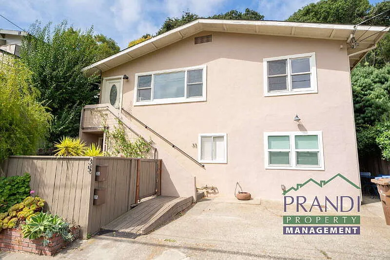 33 Willow Ave #FAIRFAX