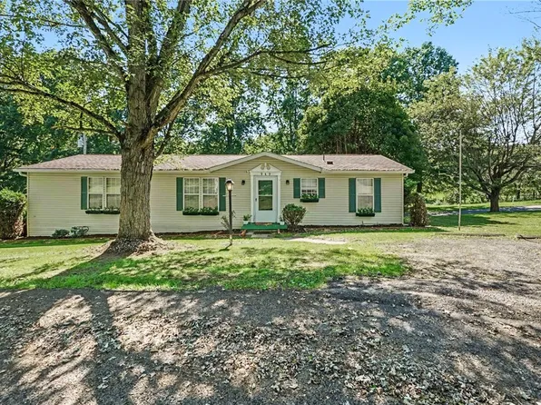 717 Mallard Dr, Apollo, PA 15613