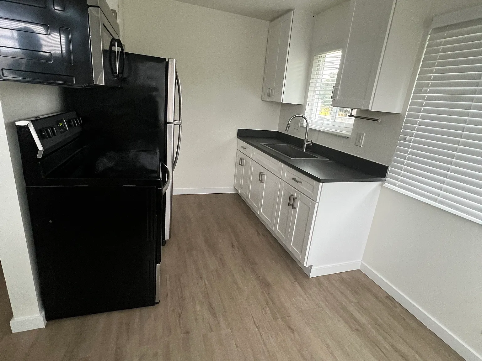 2 bed, 750 sqft, $1,950 — Photo 1