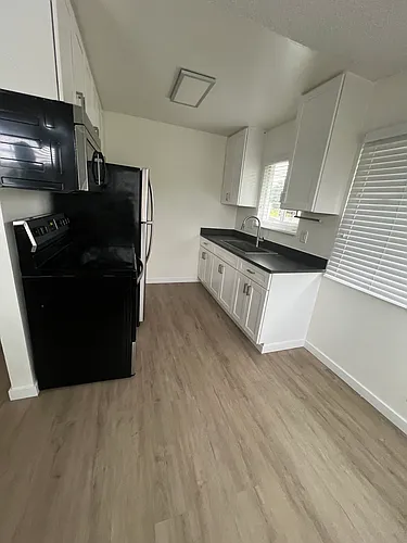 1387 Santa Clara St #1387 Photo 1