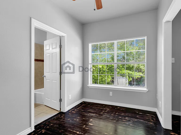 403 Fulton Ave #8 — Photo 7