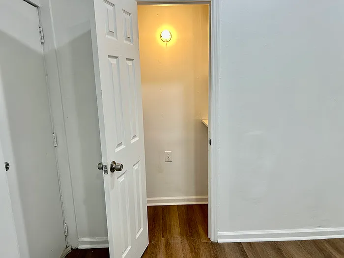 2 bed, 1.0 bath, 750 sqft, $1,000 — Photo 4