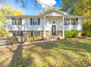 10404 Pinedale Dr, Knoxville, TN 37922